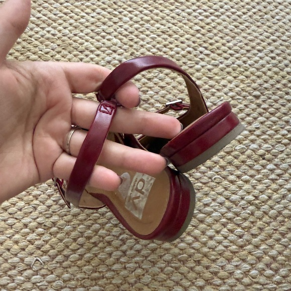 DV by Dolce Vita Women's Burgundy Flats - Picture 6 of 8